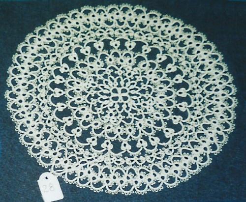 work - tatting - 28